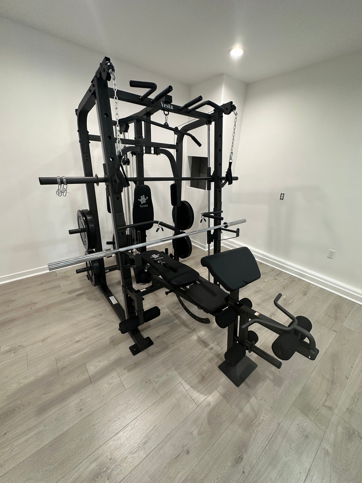 Smith Machine 1001 w/Bench Attachment | 230lb Bumpers Olympic Weights | 7ft Olympic Bar